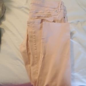 Lucky Jean's